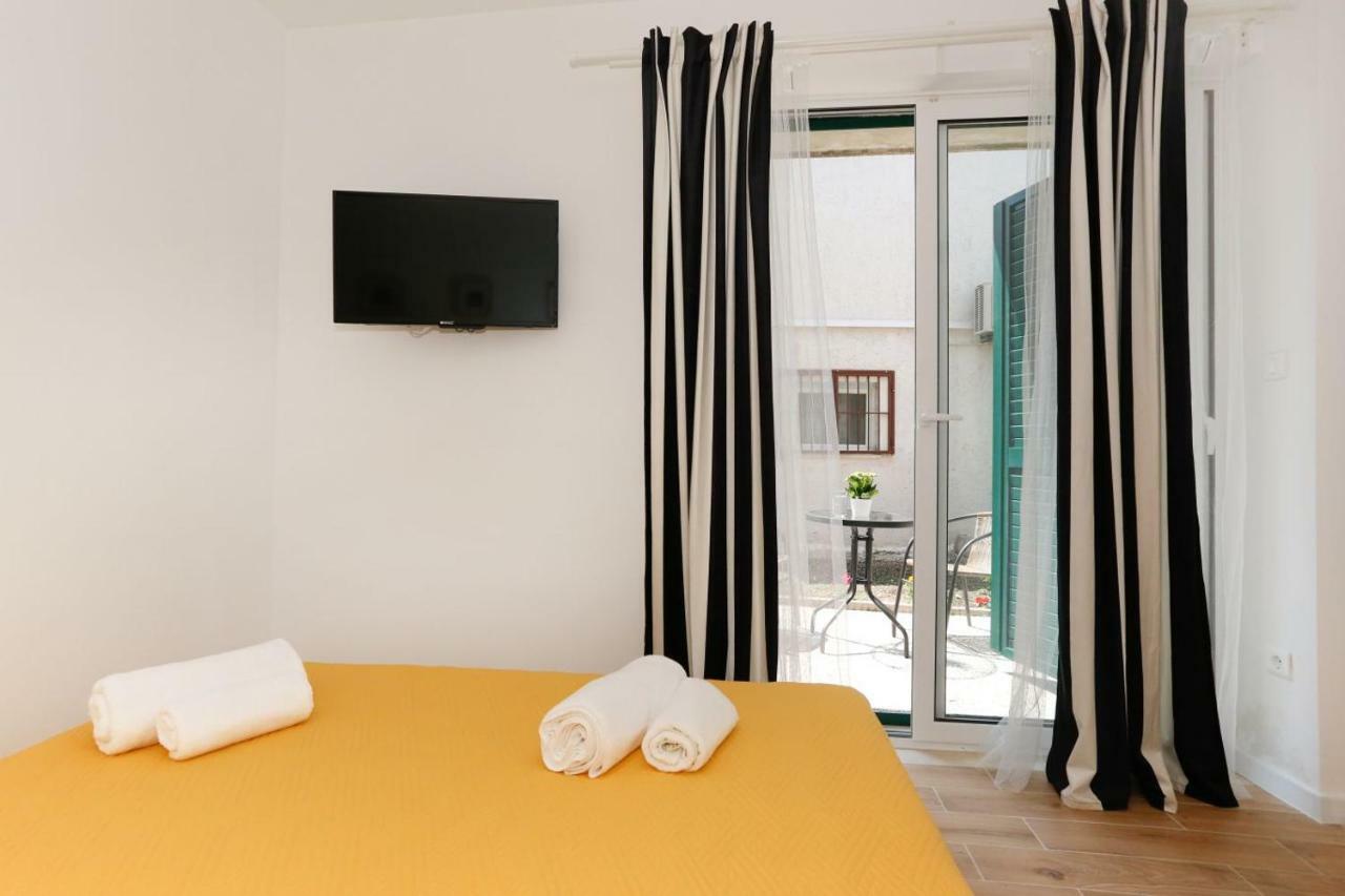 And Stone House Appartement *